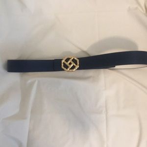 J McLaughlin Navy/White Reversible Belt in Large